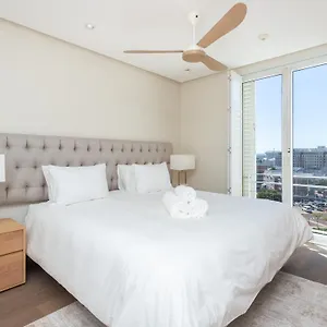 Mountain Marina Luxury Apartment